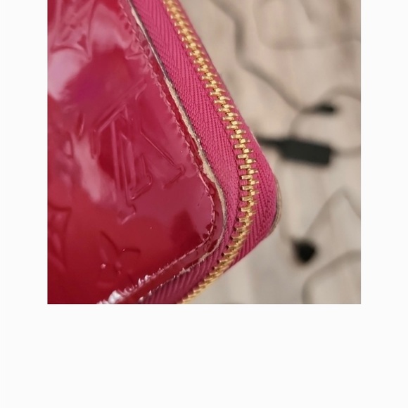 Louis Vuttion wallet w date code - Picture 13 of 13